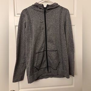 Woman’s LOLE zip sweater
